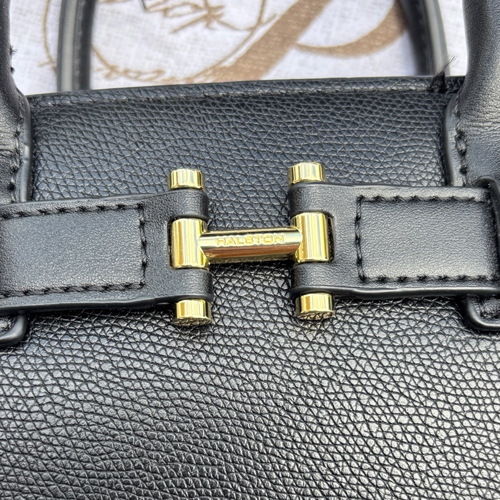 H HALSTON Jerry Embossed Pebble Top Zip Crossbody - Picture 4 of 16